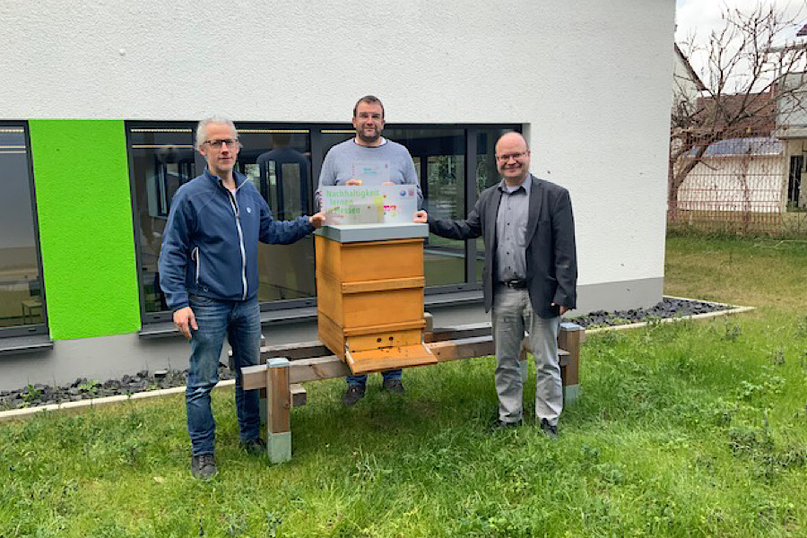 Die Friedrich-Dessauer-Schule ist jetzt „hessische Umweltschule“
